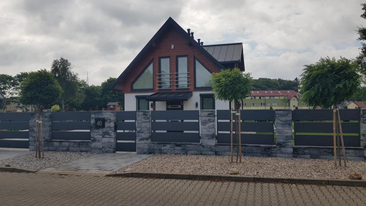 Lake Houselubniewice Domek Caloroczny Z Jacuzzi Blisko Jeziora エクステリア 写真